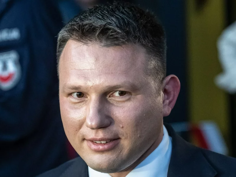 Koniec partii Sławomira Mentzena? Sąd rozpatruje wniosek o delegalizację