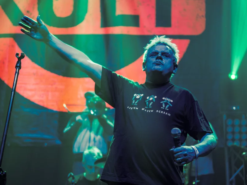 Afera po koncercie Kazika. "Bełkot, chcę zwrotu pieniędzy"