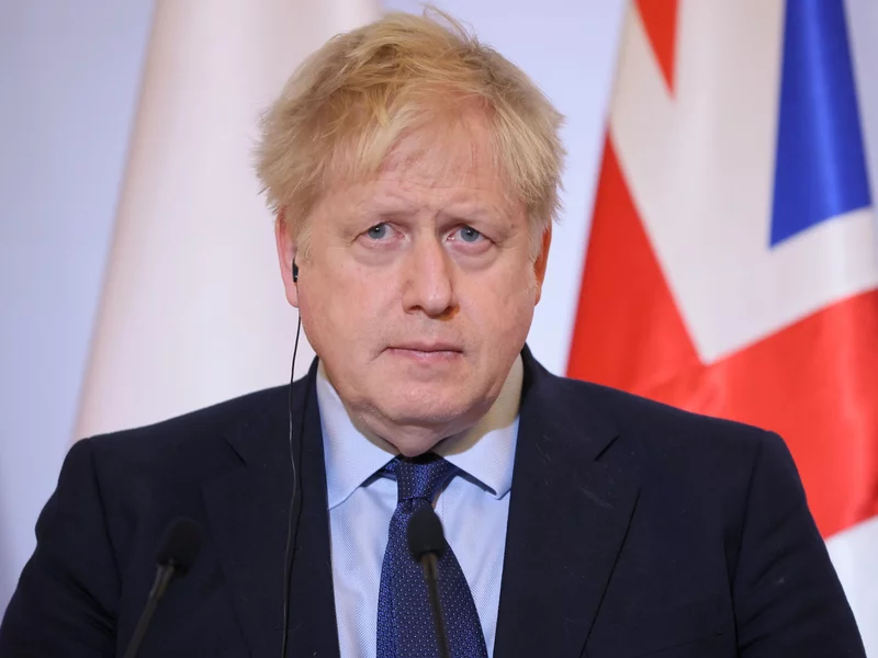 Były premier pisze o zdradzie. "To jest Monachium"