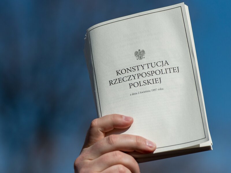 Polska nie potrzebuje nowej konstytucji! Naprawdę?!